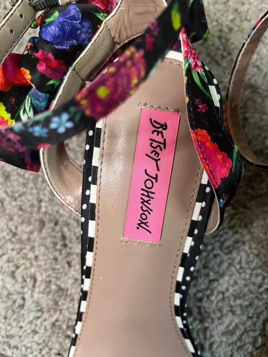 Betsey Johnson Neely Satin Floral Polka Dot Ankle Strap at Bow Wedge Sandals 9.5 - Picture 2 of 7